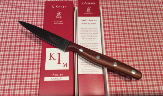 K1 c box & text on check close up